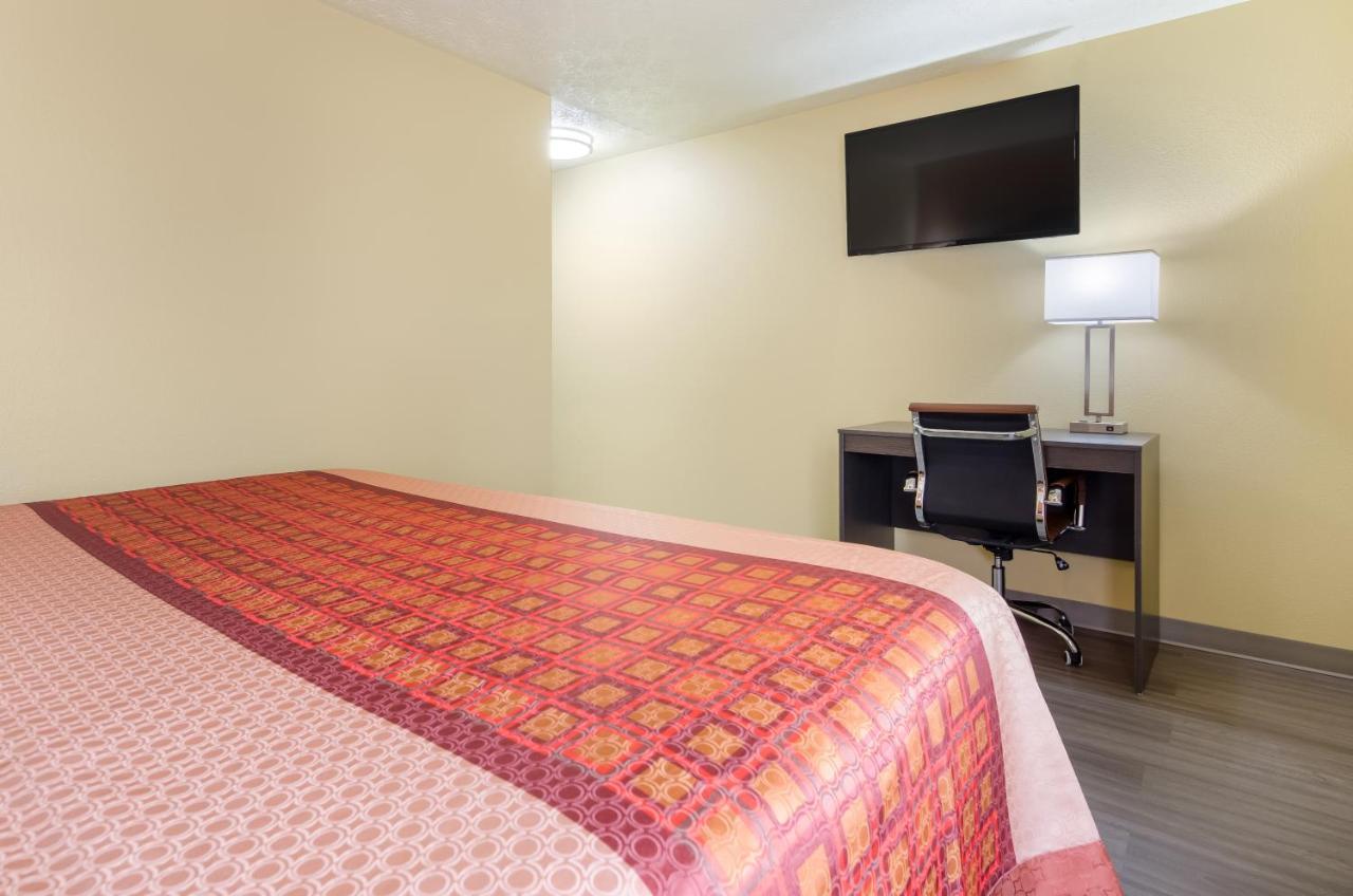 Americas Best Value Inn & Suites Independence Va Exterior foto