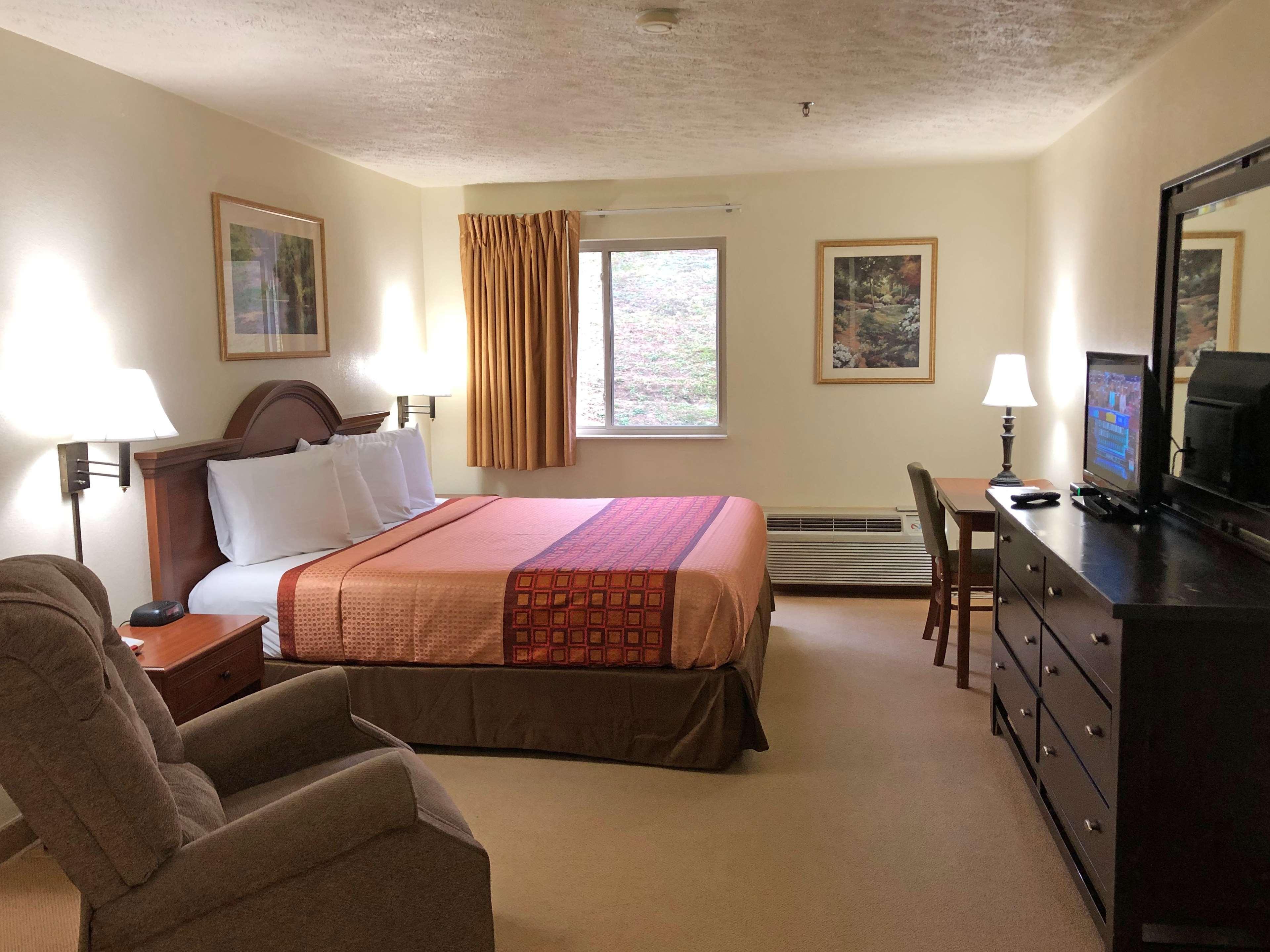 Americas Best Value Inn & Suites Independence Va Exterior foto