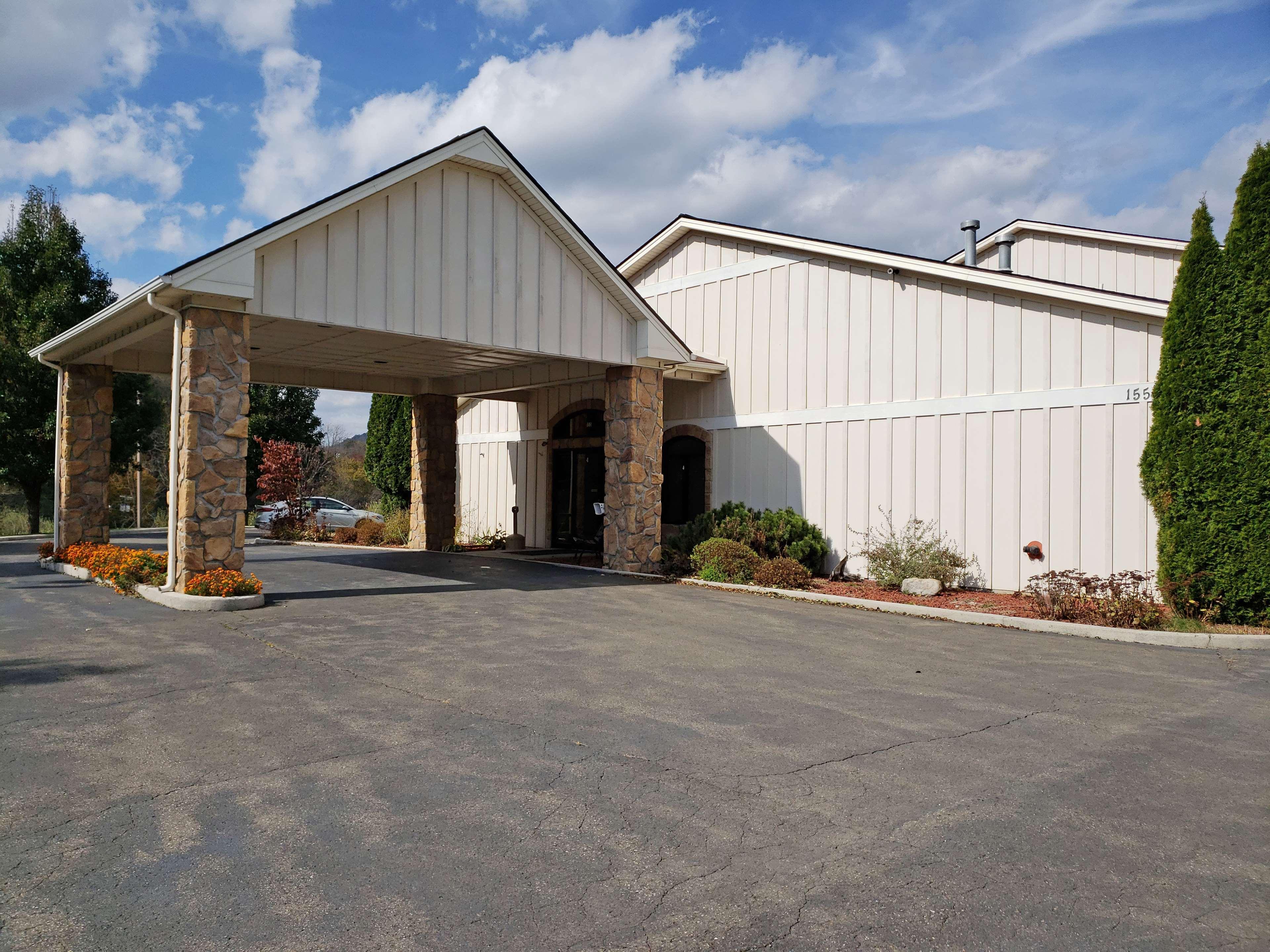 Americas Best Value Inn & Suites Independence Va Exterior foto
